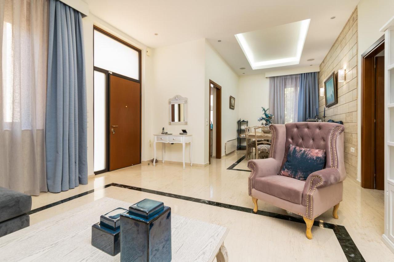 La Casa Di Efi Apartament *